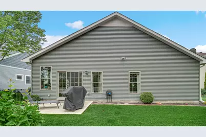 60 N Prairie Parkway, Valparaiso, IN 46385 - Photo 24