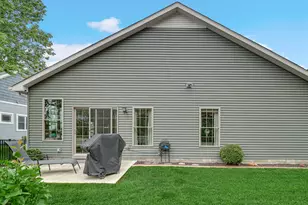 60 N Prairie Pkwy, Valparaiso, IN 46385 - Photo 24