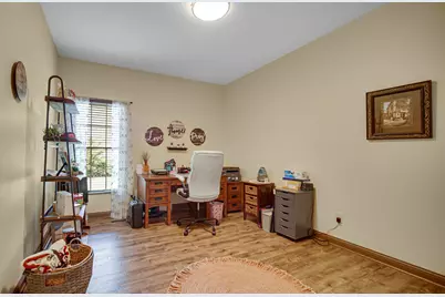 60 N Prairie Parkway, Valparaiso, IN 46385 - Photo 16