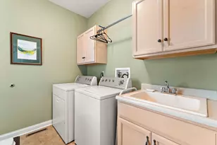 2405 Dickinson Rd, Chesterton, IN 46304 - Photo 42