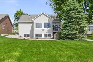 61 N Prairie Parkway, Valparaiso, IN 46385 - Photo 32