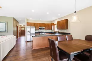 61 N Prairie Parkway, Valparaiso, IN 46385 - Photo 8