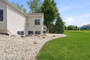 61 N Prairie Parkway, Valparaiso, IN 46385 - Photo 30