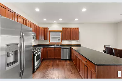61 N Prairie Pkwy, Valparaiso, IN 46385 - Photo 10