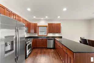 61 N Prairie Parkway, Valparaiso, IN 46385 - Photo 10