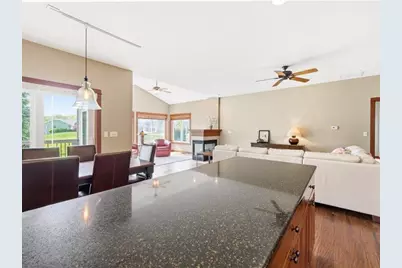 61 N Prairie Pkwy, Valparaiso, IN 46385 - Photo 10