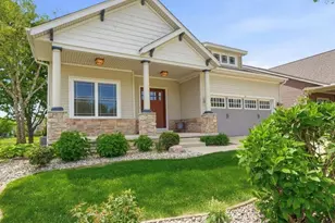 61 N Prairie Parkway, Valparaiso, IN 46385 - Photo 2