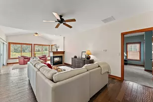61 N Prairie Parkway, Valparaiso, IN 46385 - Photo 6