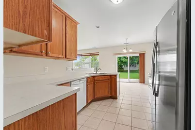 1202 Auburn Meadow Lane, Schererville, IN 46375 - Photo 10