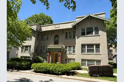 205 Michigan Avenue, Valparaiso, IN 46383 - Photo 2