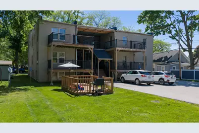 205 Michigan Avenue, Valparaiso, IN 46383 - Photo 6