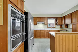 519 N Jay Ave, Griffith, IN 46319 - Photo 4