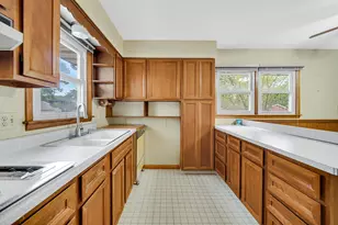 519 N Jay Ave, Griffith, IN 46319 - Photo 6