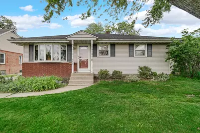 519 N Jay Avenue, Griffith, IN 46319 - Photo 1