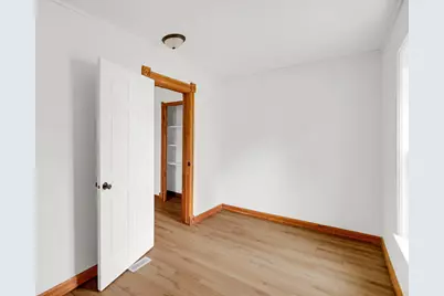 406 D Street, La Porte, IN 46350 - Photo 14