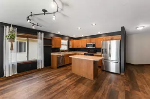 5407 Marigold Ln, Valparaiso, IN 46383 - Photo 12