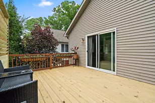 5407 Marigold Ln, Valparaiso, IN 46383 - Photo 10