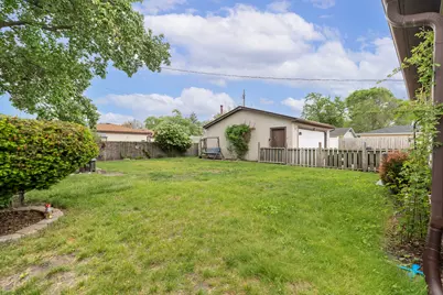 9419 Saric Drive, Highland, IN 46322 - Photo 12