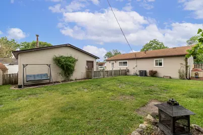 9419 Saric Drive, Highland, IN 46322 - Photo 10