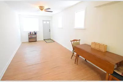 104 S Scott Street, Rensselaer, IN 47978 - Photo 2