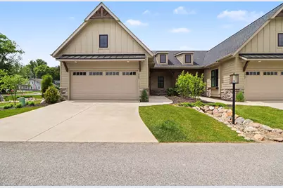 1905 E Woodglen Circle, Valparaiso, IN 46383 - Photo 1