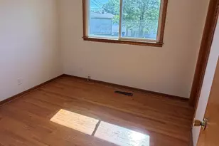 6636 Maryland Ave, Hammond, IN 46323 - Photo 8