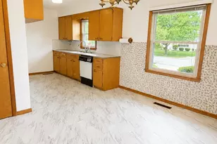 6636 Maryland Ave, Hammond, IN 46323 - Photo 4