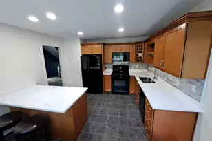1020 N Shelby St, Gary, IN 46403 - Photo 6