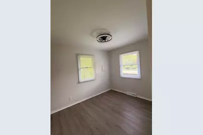 4320 W 25th Place, Gary, IN 46404 - Photo 6