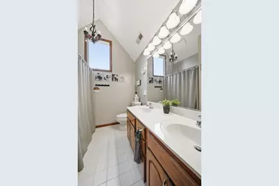 5204 Woodmere Court, Valparaiso, IN 46383 - Photo 26