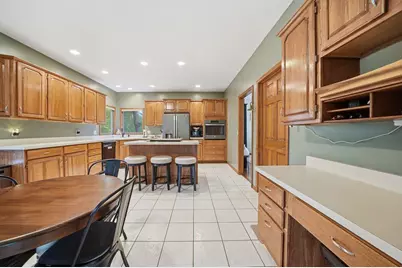 5204 Woodmere Court, Valparaiso, IN 46383 - Photo 10