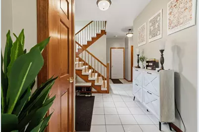 5204 Woodmere Court, Valparaiso, IN 46383 - Photo 4