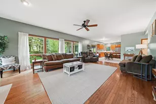 5204 Woodmere Ct, Valparaiso, IN 46383 - Photo 8