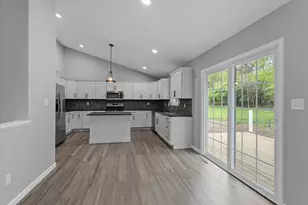53784 Terre Verde Hills Ct, South Bend, IN 46628 - Photo 8