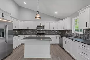 53784 Terre Verde Hills Ct, South Bend, IN 46628 - Photo 10