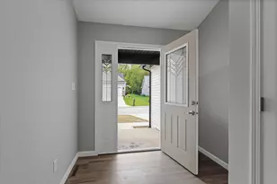 53784 Terre Verde Hills Ct, South Bend, IN 46628 - Photo 2