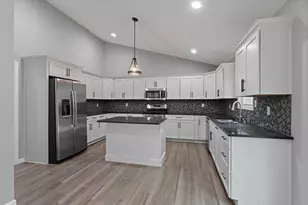 53784 Terre Verde Hills Ct, South Bend, IN 46628 - Photo 8