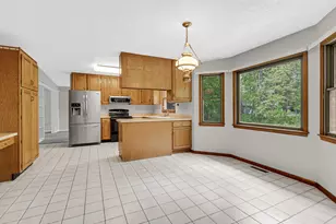 947 Sandpiper Dr, Chesterton, IN 46304 - Photo 14