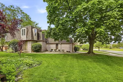 2 Woodhollow Drive, Schererville, IN 46375 - Photo 6