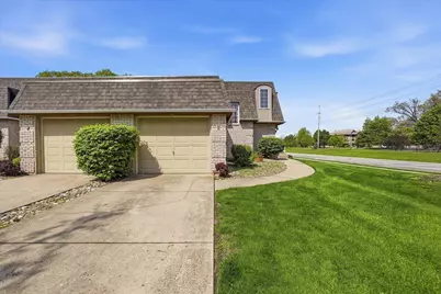 2 Woodhollow Drive, Schererville, IN 46375 - Photo 2