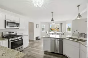 1414 Gates Dr, Schererville, IN 46375 - Photo 8
