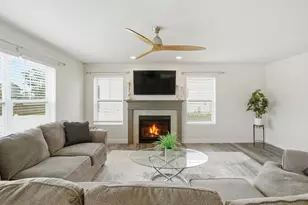 1414 Gates Dr, Schererville, IN 46375 - Photo 4
