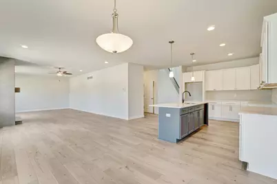 7584 E 115th Avenue, Crown Point, IN 46307 - Photo 4