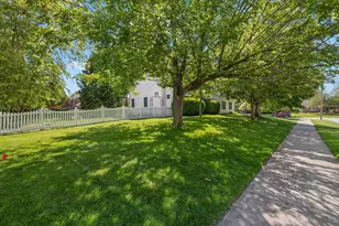 7603 Foxwood Dr, Schererville, IN 46375 - Photo 32