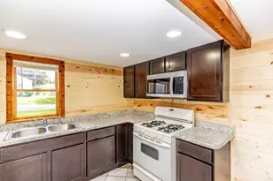 803 Pennsylvania Ave, La Porte, IN 46350 - Photo 4