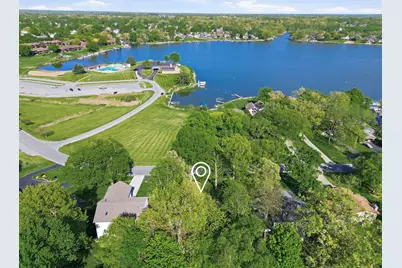 3580 W Lakeshore Drive, Crown Point, IN 46307 - Photo 2