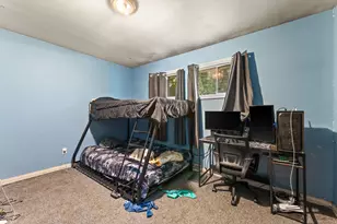 115 N George St, Medaryville, IN 47957 - Photo 14