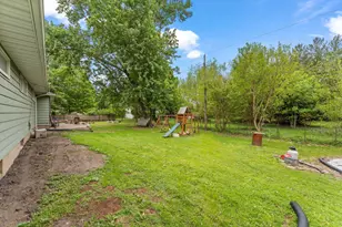 115 N George St, Medaryville, IN 47957 - Photo 22