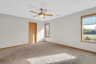 11616 Barberry Ct, Saint John, IN 46373 - Photo 14