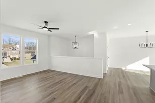 543 Scenic View Ave, Valparaiso, IN 46385 - Photo 14